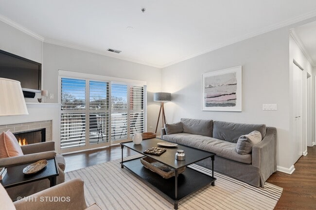 property at 1224 Chicago Ave