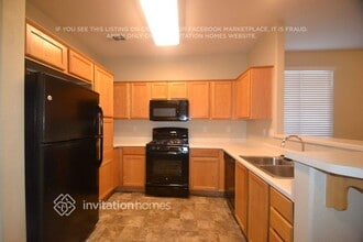 8840 Crooked Shell Ave in Las Vegas, NV - Building Photo - Building Photo