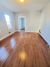 218 Furman Pl, Unit 1 in Lyndhurst, NJ - Building Photo - Building Photo