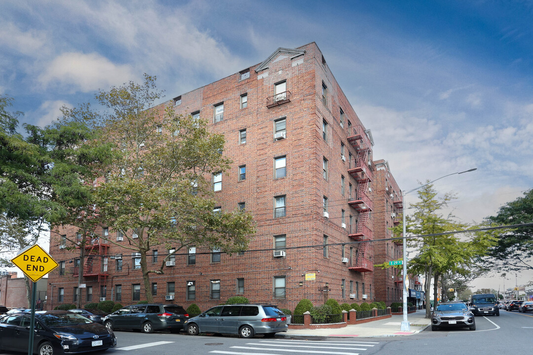 2901 Avenue I in Brooklyn, NY - Building Photo