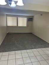 210 5th Ave NE in St. Cloud, MN - Building Photo - Building Photo