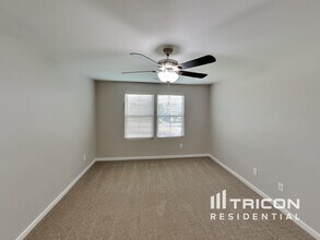 4623 Sweet Bulb Ln in Winston-Salem, NC - Building Photo - Building Photo