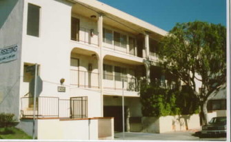 1438 S Palos Verdes St Apartments