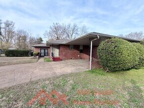 5119 Horn Lake Rd in Memphis, TN - Building Photo - Building Photo