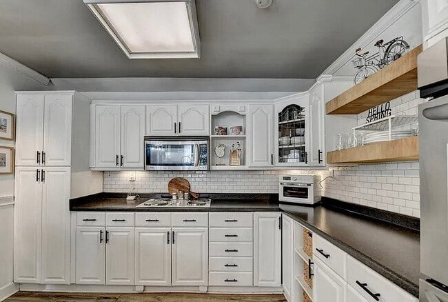 561 Russell Rd in Lawrenceville, GA - Building Photo - Building Photo