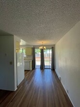 2329 Eberlein Ave in Klamath Falls, OR - Building Photo - Building Photo