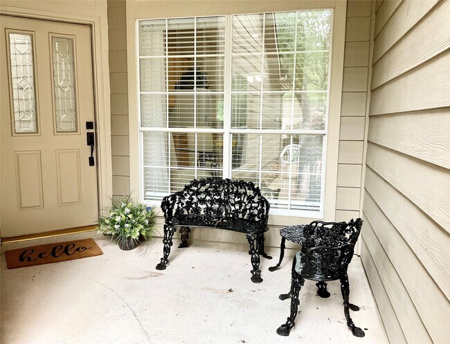 186 N Valley Oaks Cir in Spring, TX - Building Photo - Building Photo