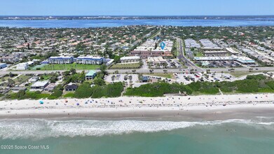 2293 Venetia Pl in Indialantic, FL - Building Photo - Building Photo