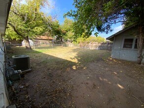 2919 NW 20th St in Oklahoma City, OK - Foto de edificio - Building Photo