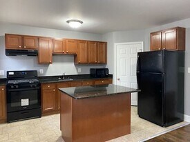 8500 Willow Oak Rd in Parkville, MD - Building Photo