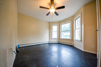 92 High St in Waterbury, CT - Building Photo - Building Photo