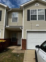 202 Johnson Ct in Crestview, FL - Building Photo