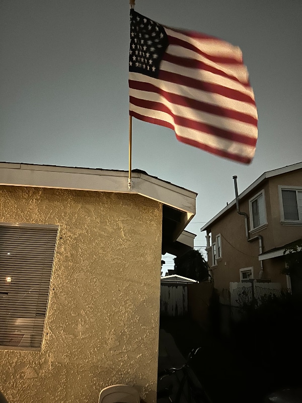 14423 Mansel Ave in Lawndale, CA - Foto de edificio - Building Photo