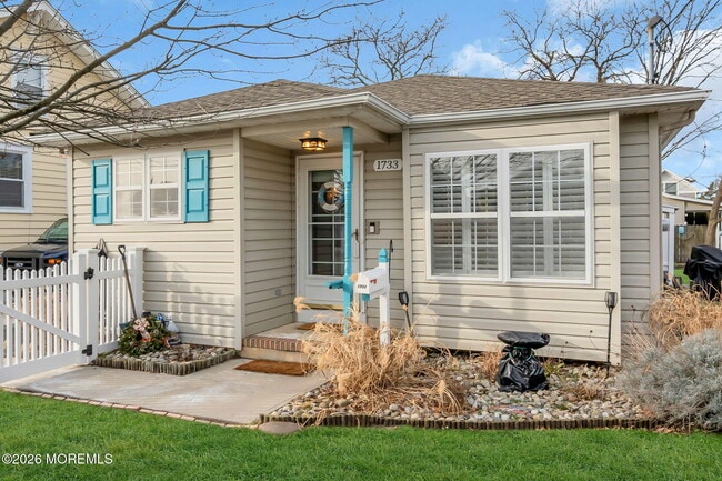 1733 Melrose Ave in Belmar, NJ - Building Photo - Building Photo