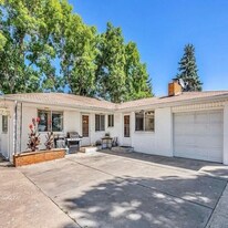 1118 E 57th St in Loveland, CO - Building Photo