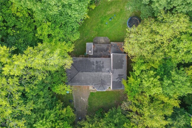 property at 3812 Ellendale Rd
