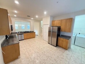 425 Greenwich Cir, Unit 204 in Jupiter, FL - Building Photo - Building Photo