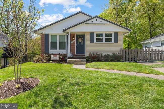 12816 Greenhall Dr in Woodbridge, VA - Building Photo - Building Photo