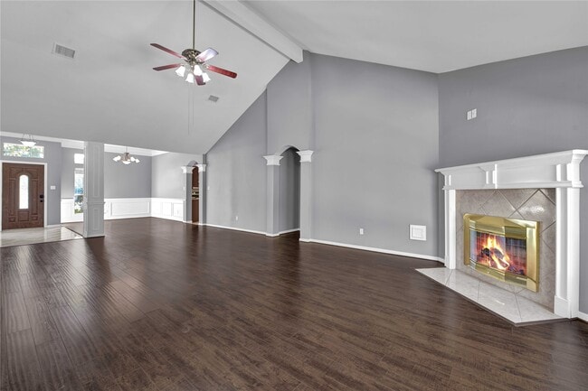 property at 27186 Kings Manor Dr S