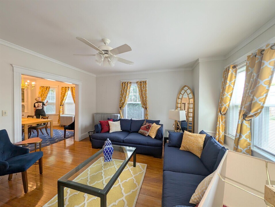 51 Reservoir St, Unit 1 in Cambridge, MA - Building Photo