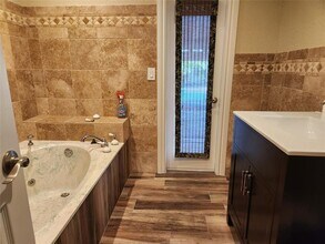 2201 NE 49th St in Lighthouse Point, FL - Building Photo - Building Photo