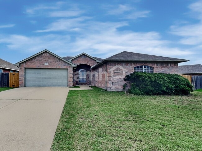 521 Fossil Lake Ct