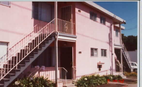 5664-5670 Gaskill St in Oakland, CA - Building Photo - Building Photo