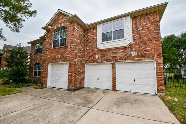 16230 S Southern Stone Dr in Houston, TX - Building Photo - Building Photo