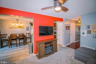 6402 Creekbend Dr in Mechanicsburg, PA - Building Photo - Building Photo