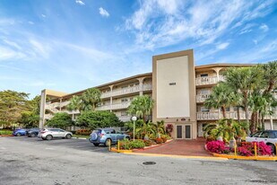 1903 Bermuda Cir in Coconut Creek, FL - Building Photo
