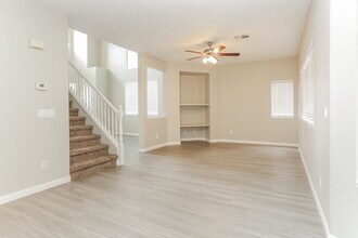 10405 Turning Leaf Ave in Las Vegas, NV - Building Photo - Building Photo