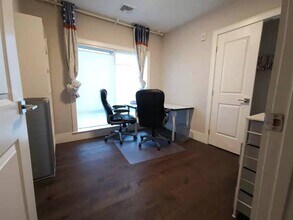 214 Market St, Unit 1 in Boston, MA - Building Photo - Building Photo