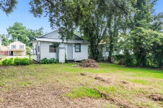 206 Hobson St in Lafayette, LA - Building Photo - Building Photo