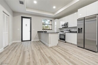 1028 Milwaukee Blvd in Lehigh Acres, FL - Building Photo - Building Photo