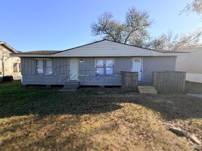 property at 504 Fontenot Rd