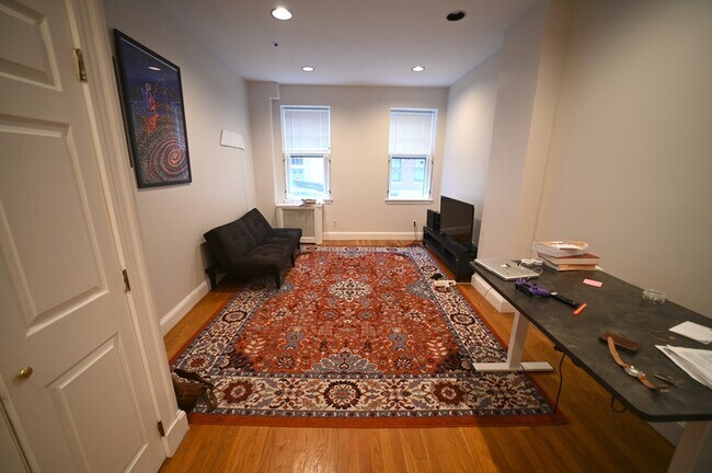 property at 36 Anderson St