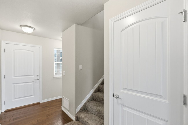 6110 Meadowbank Ln in Colorado Springs, CO - Building Photo - Building Photo