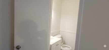 1907 Hearthstone Dr, Unit C in Austin, TX - Building Photo - Building Photo