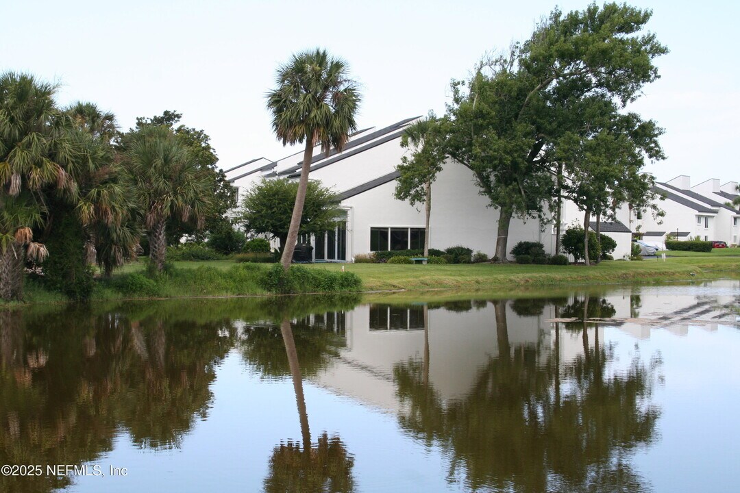 57 Tifton Way N in Ponte Vedra Beach, FL - Foto de edificio