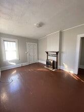 927 Highland Ave in Anniston, AL - Building Photo - Building Photo