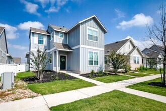 283 Fabion St in Niederwald, TX - Building Photo - Building Photo