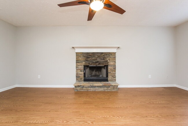 4061 Edenbrooke Cir SW in Loganville, GA - Building Photo - Building Photo