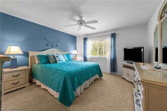 6725 Winkler Rd in Ft. Myers, FL - Building Photo - Building Photo