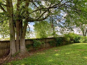 209 Burch Rd in Clarksville, TN - Building Photo - Building Photo