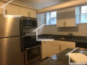 3 Camelot Ct in Boston, MA - Building Photo - Building Photo