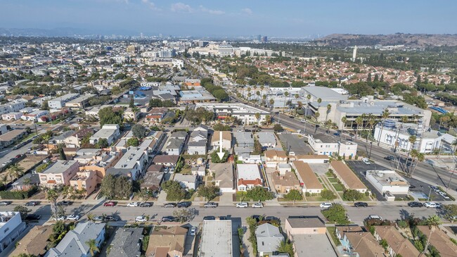 3940 Huron Ave in Culver City, CA - Building Photo - Building Photo