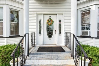 15 E Main St in Stony Point, NY - Building Photo - Building Photo