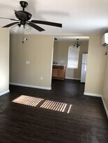897 Orange Hill Rd in Chipley, FL - Building Photo