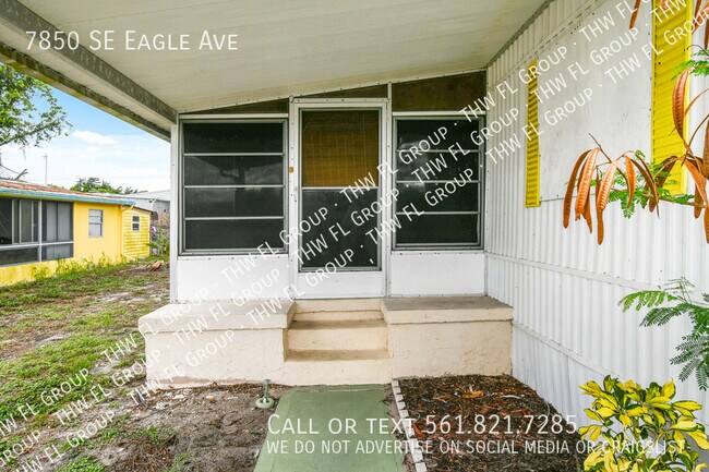 7850 SE Eagle Ave in Hobe Sound, FL - Building Photo - Building Photo