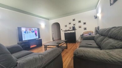 292 Harrison Ave in Jersey City, NJ - Building Photo - Building Photo